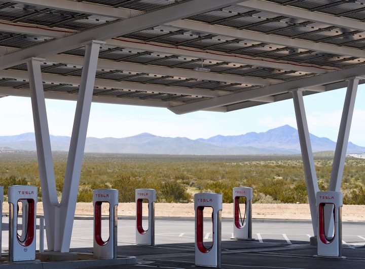 G.M. Electric Vehicles Gain Access to Tesla Chargers