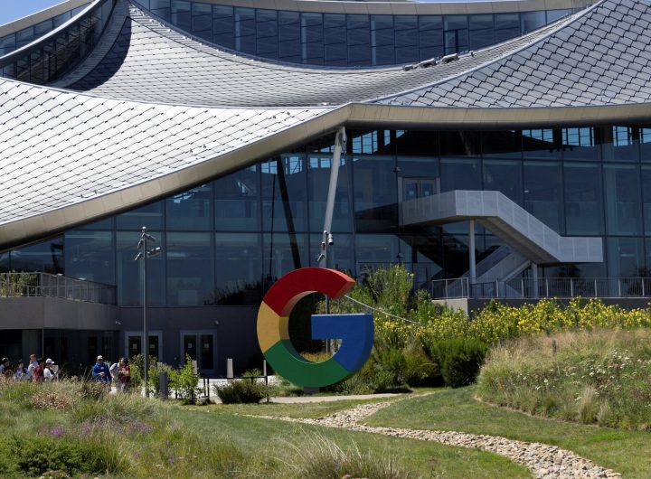 Trump Signals Skepticism of Google Breakup, Citing Competition With China