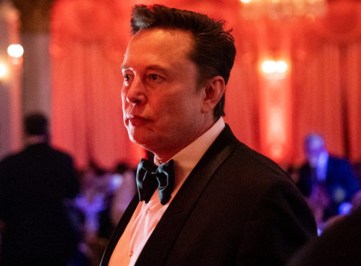 Elon Musk Adds Microsoft to Suit Against OpenAI